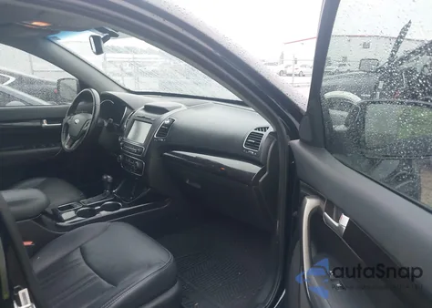 2015 Kia Sorento Ex V6 z USA, uszkodzony, nr VIN 5XYKU4A77FG636269